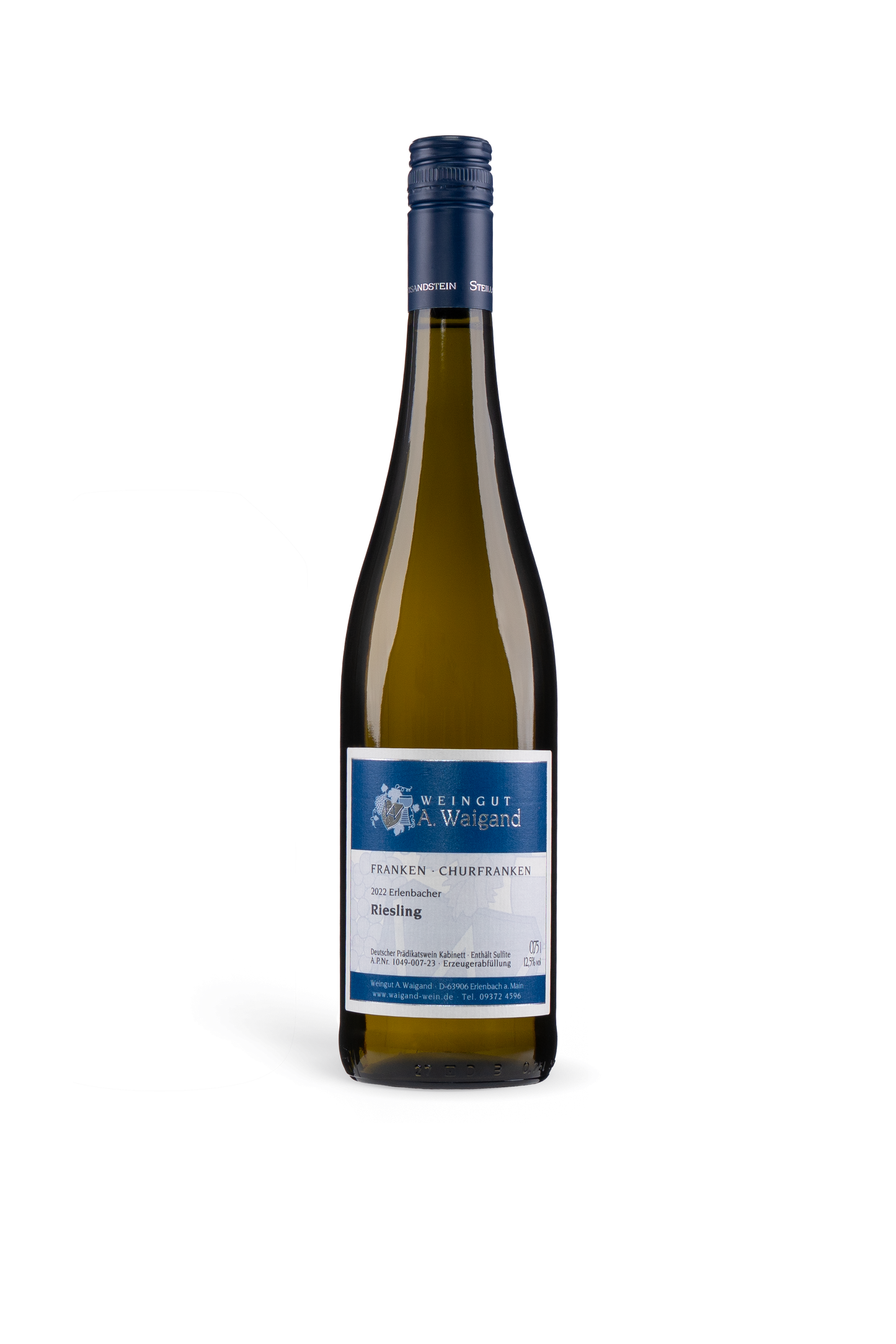 2022er Riesling Weingut A. Waigand - freigestellte Weissweinflasche