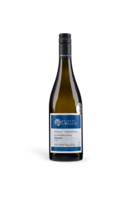 2022er Erlenbacher Hochberg Silvaner trocken Weingut A. Waigand - freigestellte Weissweinflasche
